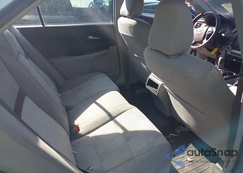 2013 Toyota Camry Le z USA, uszkodzony, nr VIN 4T4BF1FK2DR318076